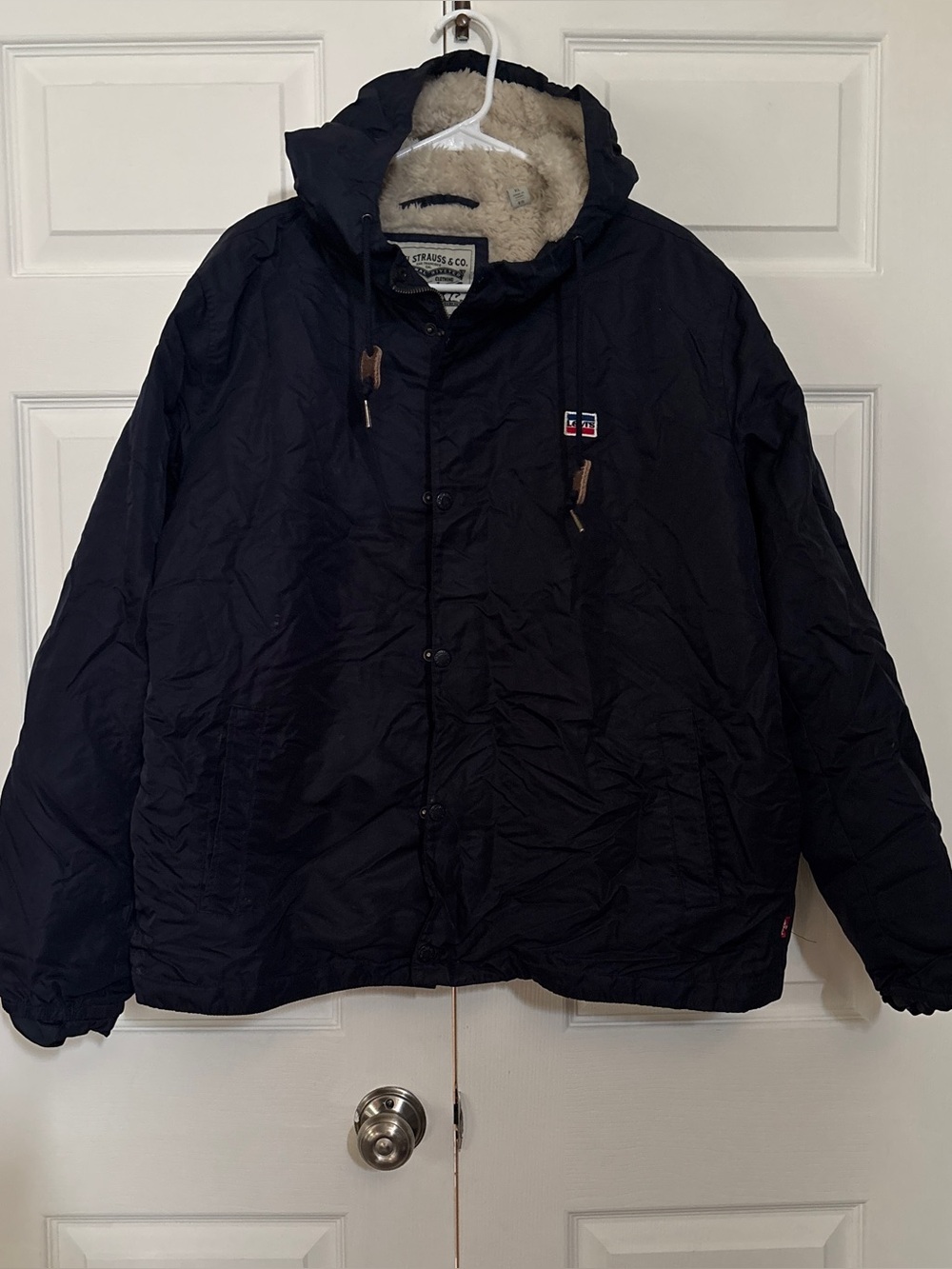 Levi’s Men’s XL Navy Blue Sherpa Lined Hooded Nylon Winter Jacket Coat